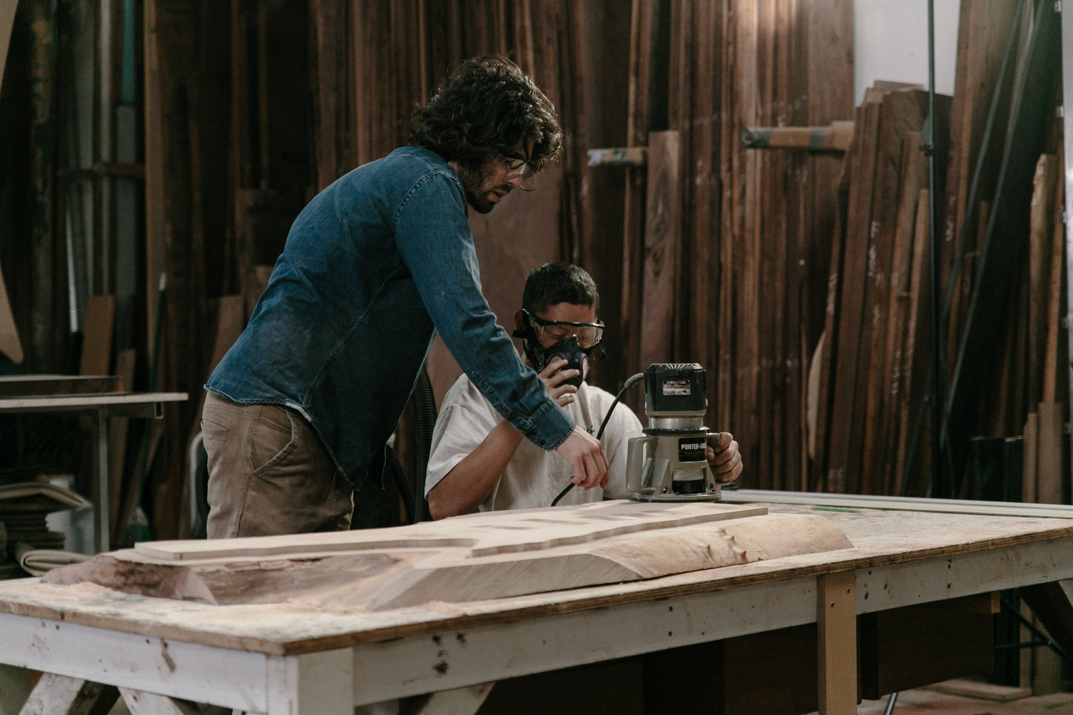 TAYLOR DONKSER | In Between the Grain