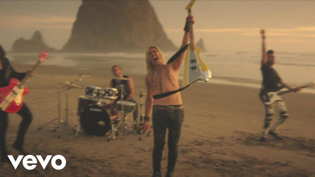 MARIANA’S TRENCH | Astoria